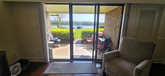 Foto del edificio - 36750 US Hwy 19 N