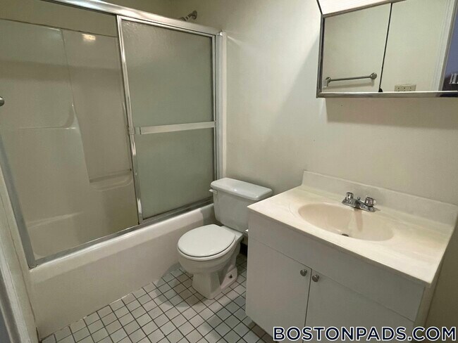 Foto del edificio - 81 Essex St