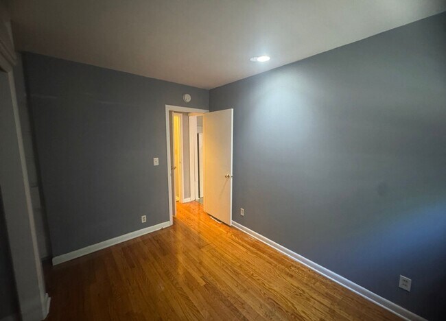 Foto del edificio - Heritage Hill One-Bedroom, One-Bathroom Ap...