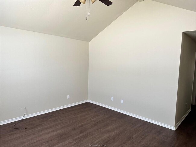 Foto del edificio - 615 Preston St