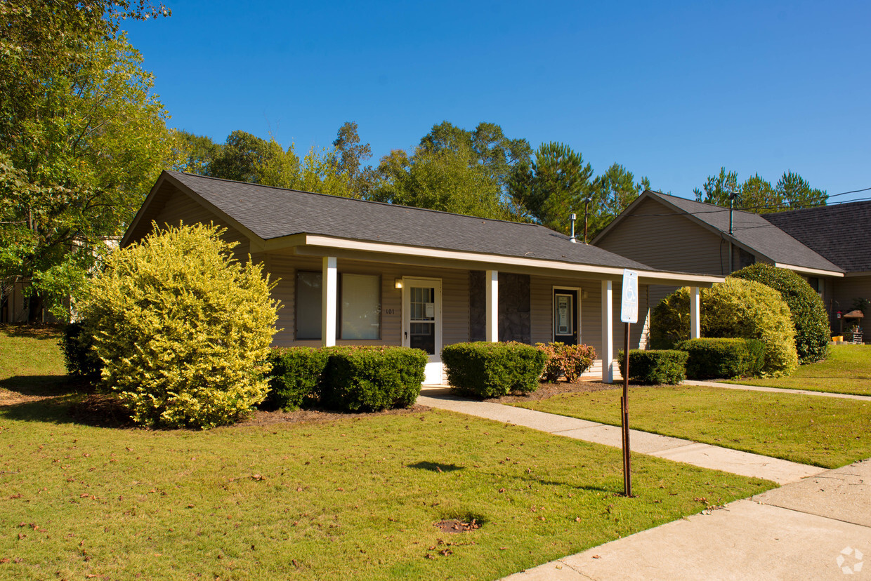 Foto del edificio - Morris Manor Apartments