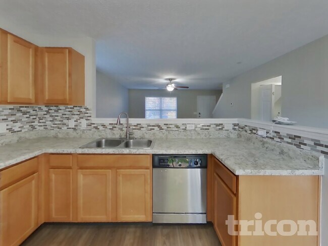 Foto del edificio - 2137 Erin Ln