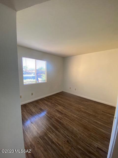 Foto del edificio - 1810 E Blacklidge Dr