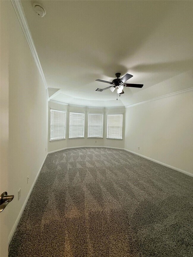 Building Photo - 22646 Triangle Ridge Dr