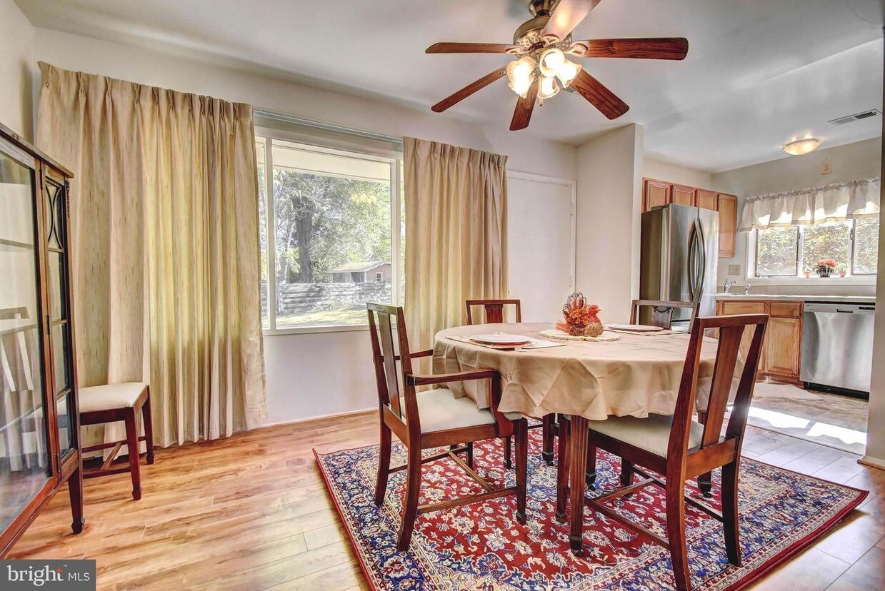 Foto principal - 5400 Kempsville St