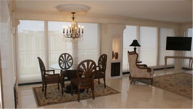 Building Photo - 3400 N Ocean Dr