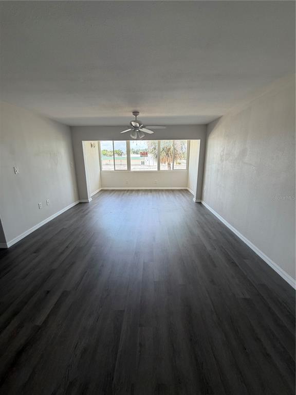 Foto del edificio - 21287 Gertrude Ave