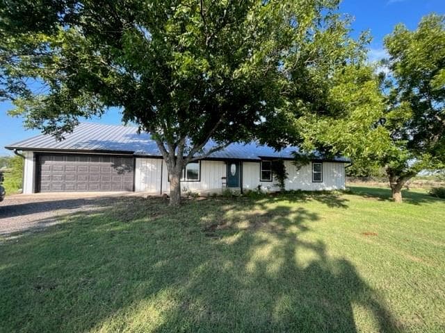 Foto del edificio - 5145 County Rd 1224A