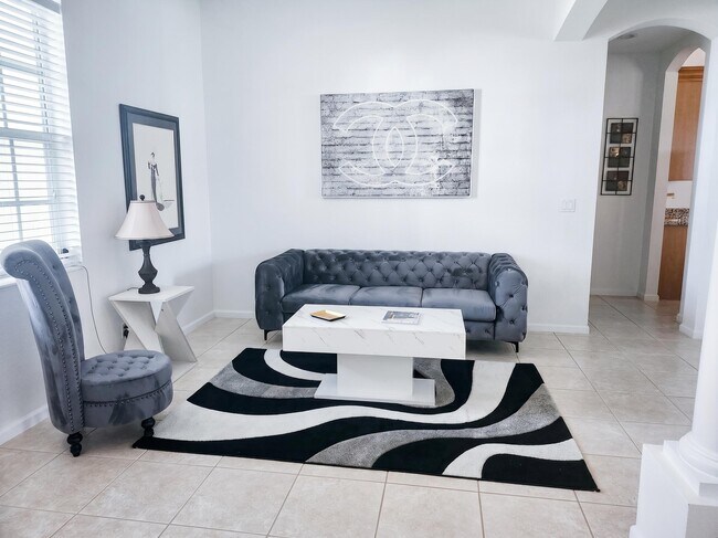 Foto del edificio - 11727 Paradise Cove Ln