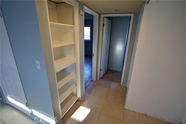 Building Photo - 3504 Pioneer Dr