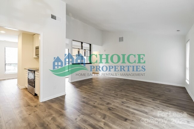 Foto del edificio - 10319 Osprey Dr