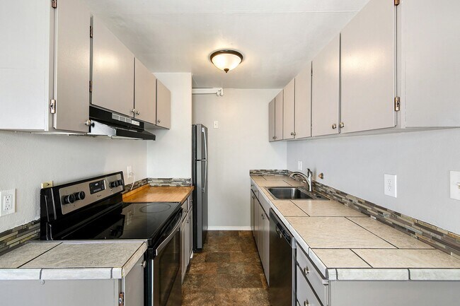 Foto del edificio - 733 Lake St S