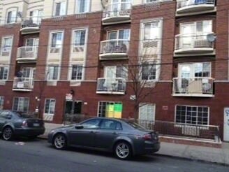 Primary Photo - 3727 107th St