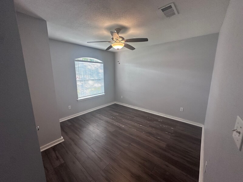 Foto del edificio - 36 Stowe Rd