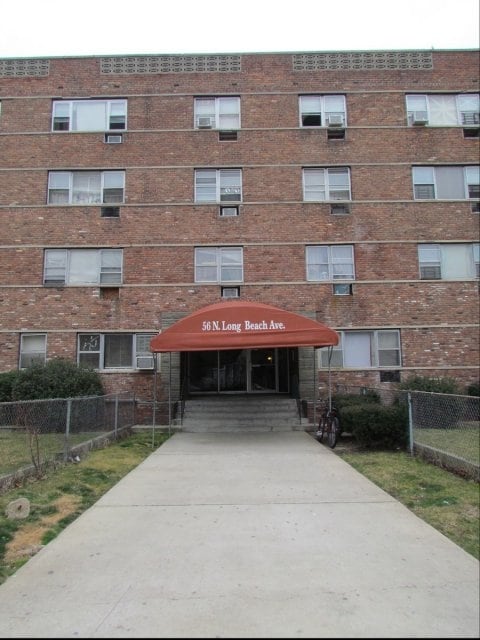 Primary Photo - 56 North Long Beach Avenue