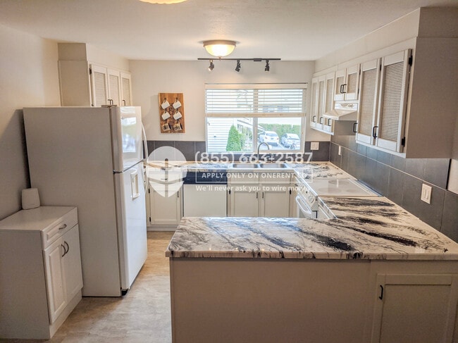 Foto del edificio - 22906 Edmonds Way