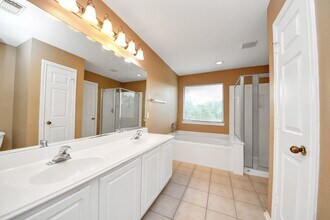 Building Photo - 6019 Pennworth Ln