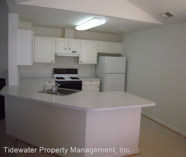 Building Photo - 15613 Everglade Ln