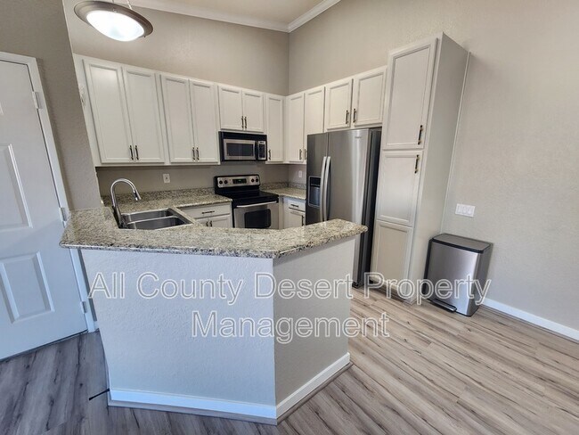 Foto del edificio - 78650 Ave 42 Ave