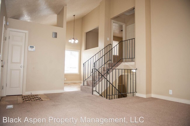 Building Photo - 4 br, 2 bath House - 4121 S. Sunnypark Lane