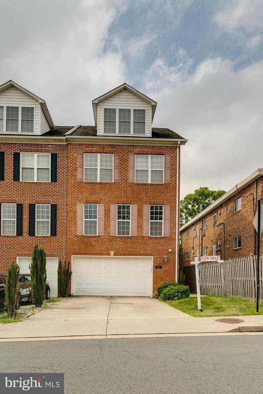 Building Photo - 2026 N Culpeper St