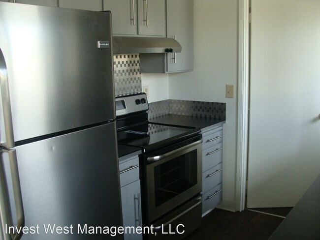 Foto del edificio - 301-415 NE 104th Ave