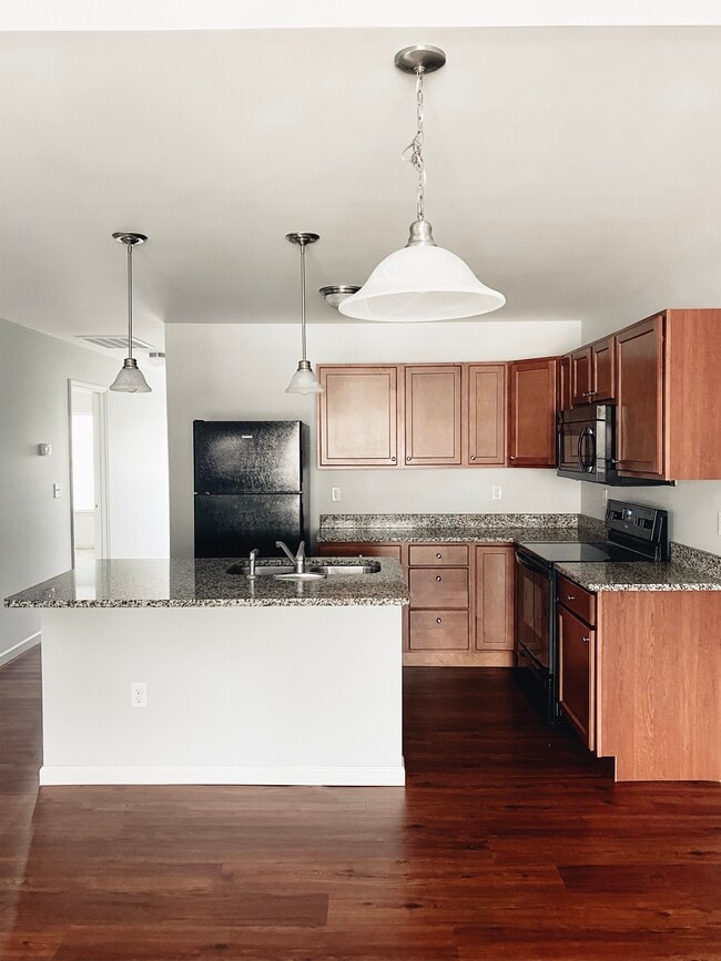 Building Photo - 332 Flat Cove Rd