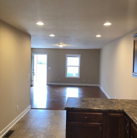 Foto del edificio - "Charming 2-Bedroom Retreat with 2 Full Baths in Cookeville – Spacious 1082 Sq Ft Living!"