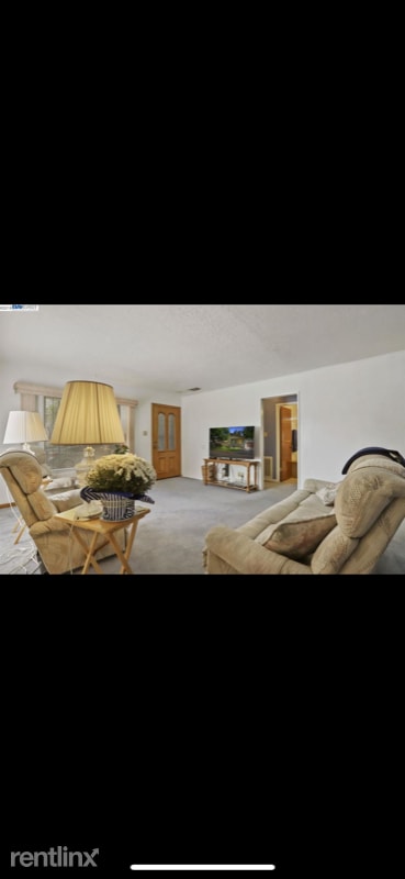 Building Photo - 2 br, 1 bath House - 21664 Garden Ave
