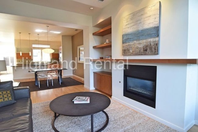 Building Photo - 3218 Zuni St