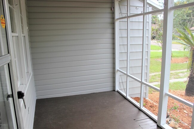 Foto del edificio - 763 Gardenia Ln