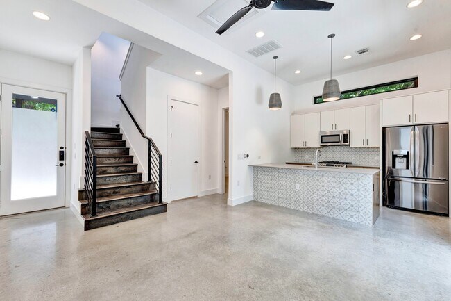 Foto del edificio - 202 W Odell St