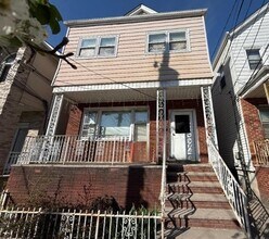 Building Photo - 129 W 20th St