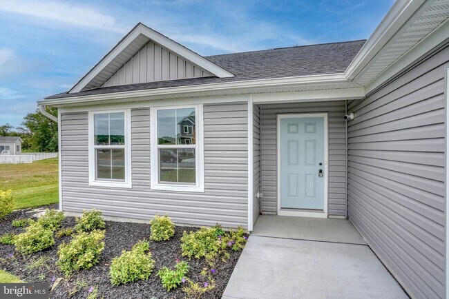 Foto del edificio - 99 Galena Rd