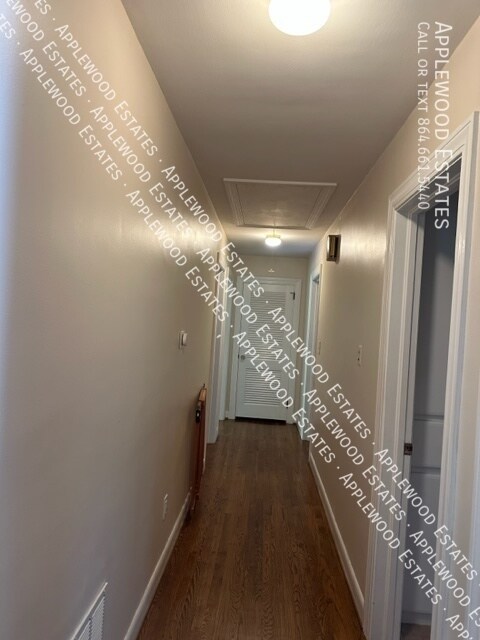 Foto del edificio - 108 Pine Acres Rd