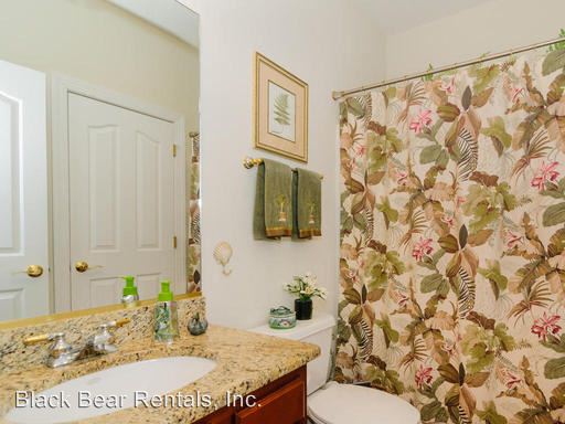 Building Photo - 106 Distant View Dr