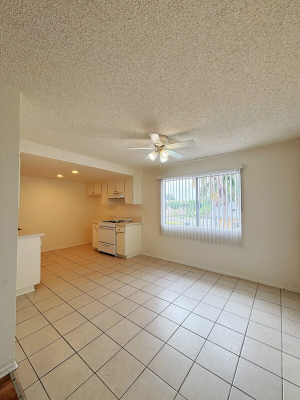 Foto del edificio - 6132 Indiana Ave