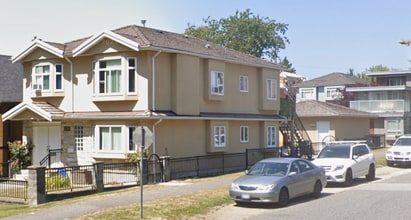 Building Photo - 2291 E 12th Ave