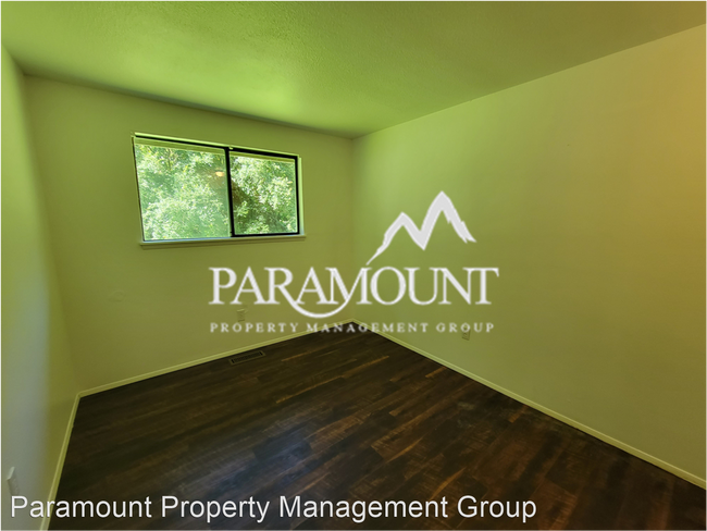 Foto del edificio - 3 br, 1.5 bath House - 1452 SE Bethel Vall...
