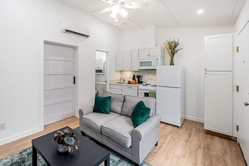 Foto principal - 720 Pritchett Ln