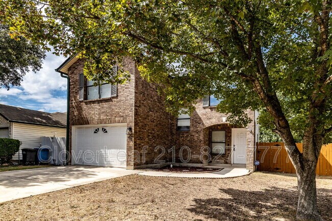 Foto del edificio - 8019 Hilltop Crest