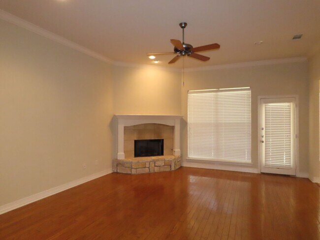 Foto del edificio - Chapel Hill ISD- Newly Update 3 Bedroom 2 ...