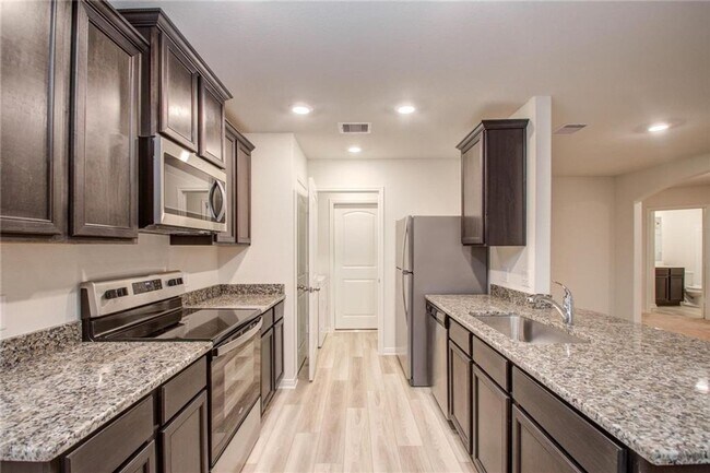 Foto del edificio - Charming 3BR House in Cleveland