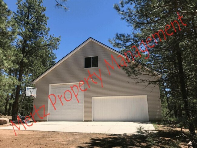 Building Photo - 10045 Pine Park Trail