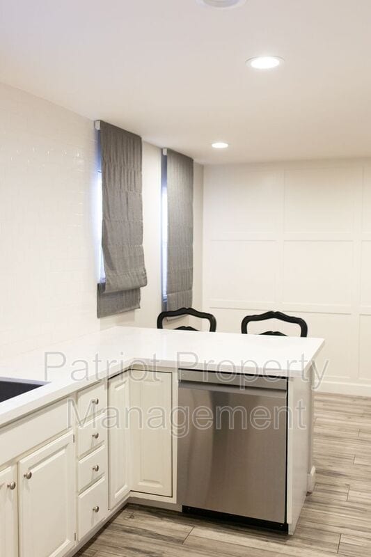 Foto del edificio - 231 N Robson