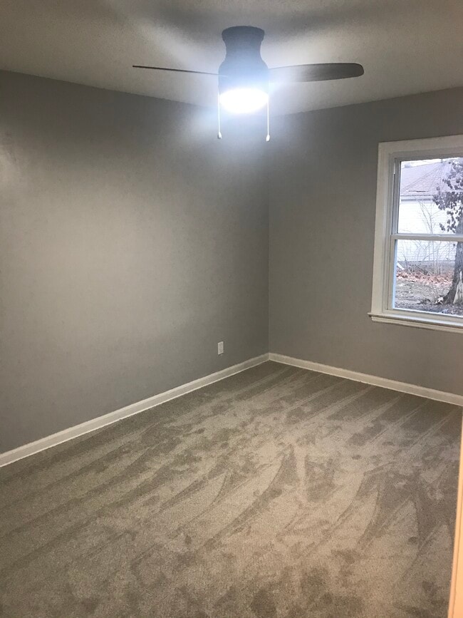 Building Photo - 2912 S 23rd St