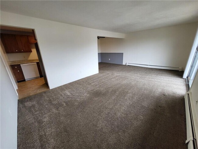 Building Photo - 7554 Victor Mendon Rd