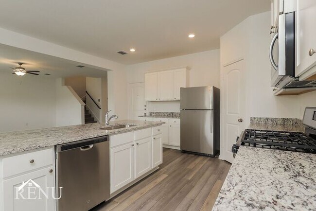 Foto del edificio - 3018 Jackson Smt