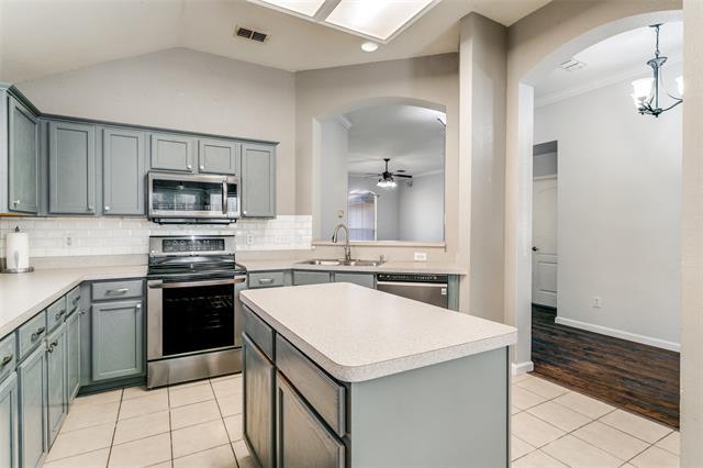 Foto del edificio - 2408 Graystone Ln