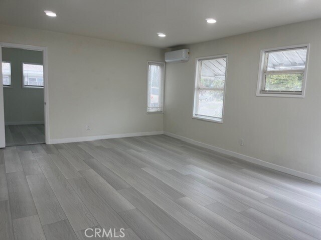 Foto del edificio - 688 Bridwell St W